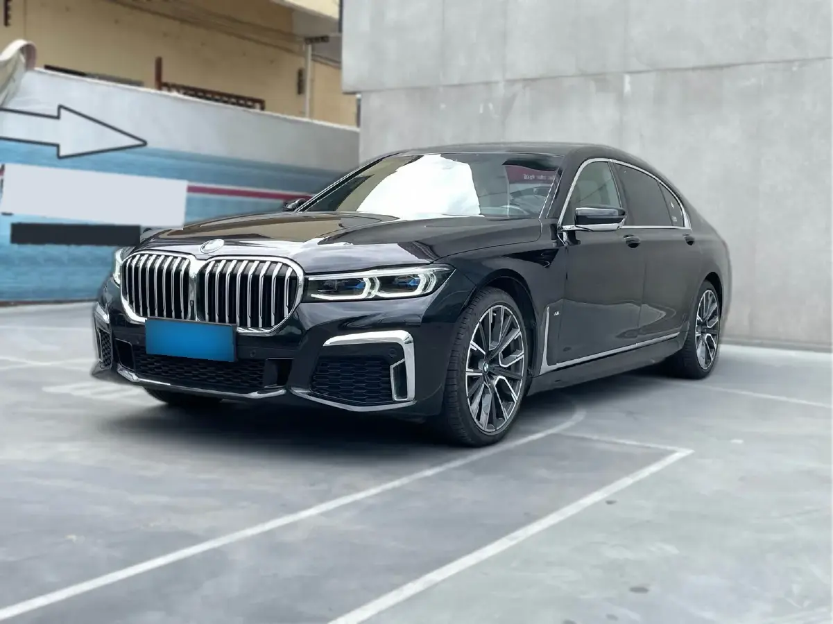 2019 BMW 7 Series 3.0T 340HP L6 8AT