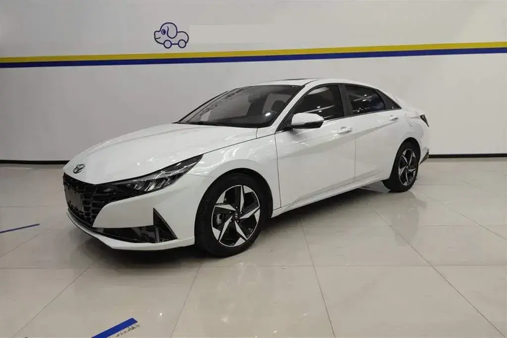 2021 Hyundai Elantra 1.5L 115HP L4 CVT