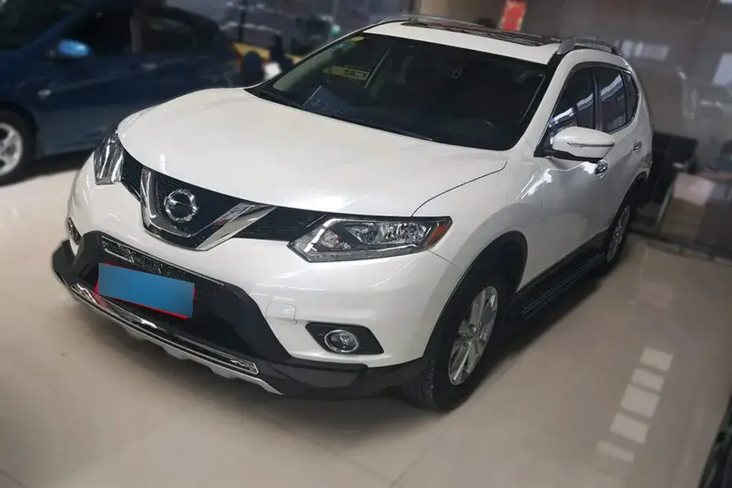 2014 Nissan X-Trail 2.0L 150HP L4 CVT
