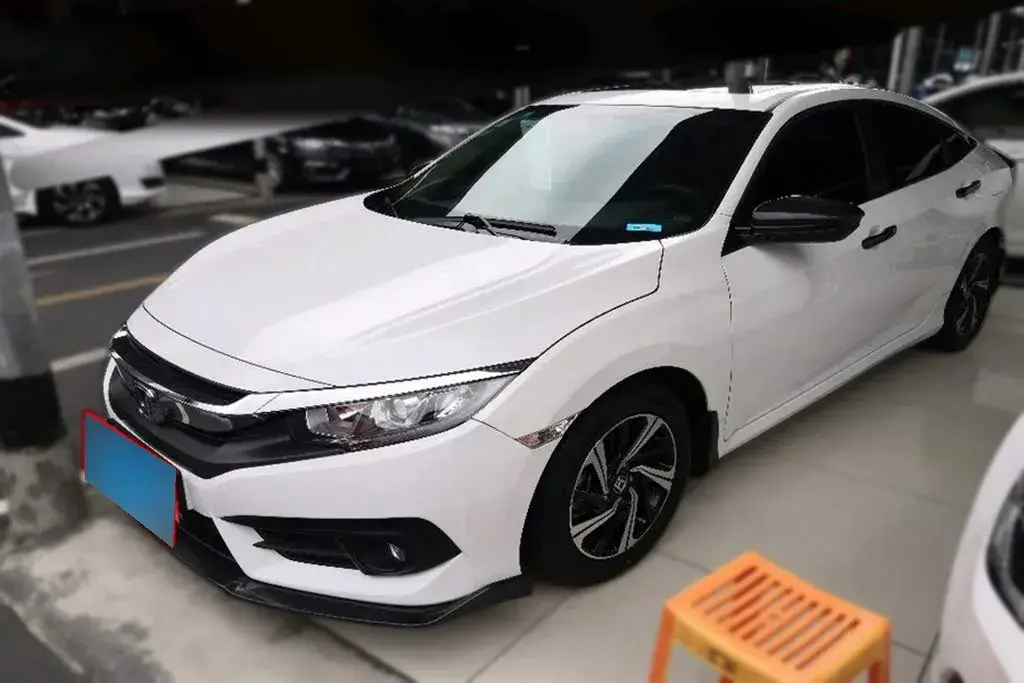 2016 Honda Civic 1.5T 177HP L4 CVT