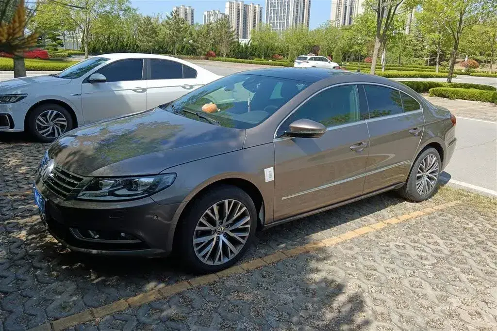 2015 Volkswagen CC 2.0T 200HP L4 6DCT