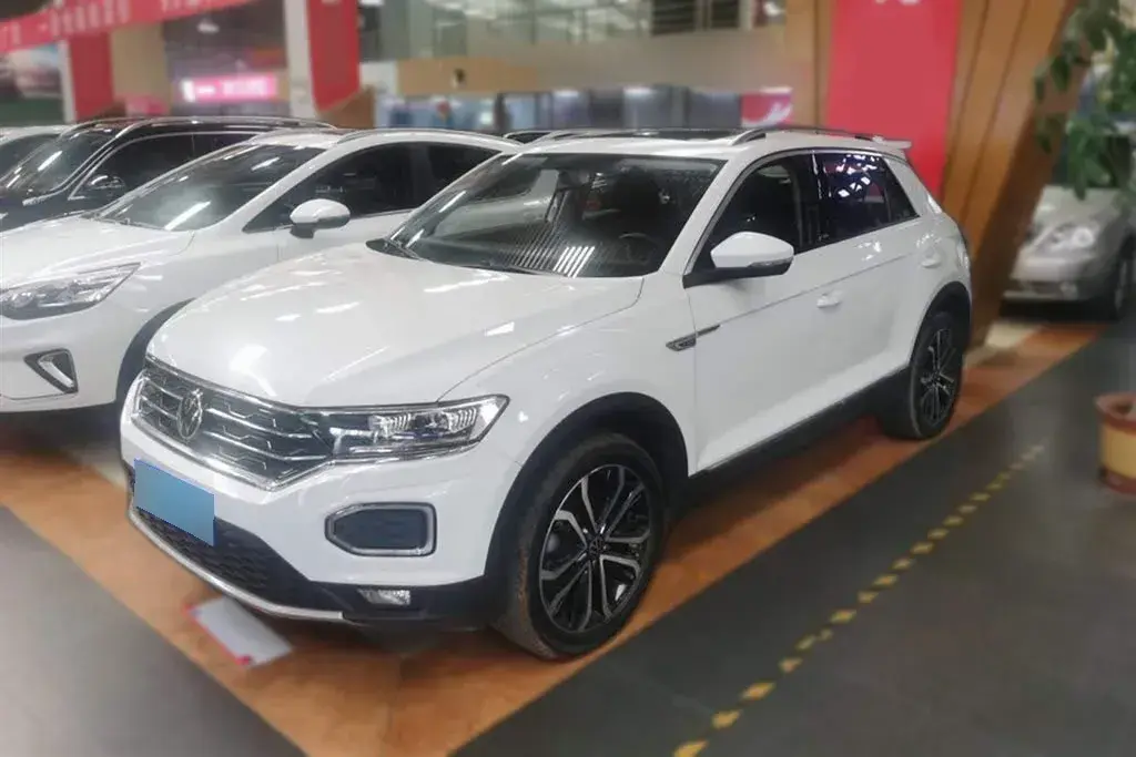 2021 Volkswagen T-Roc 1.4T 150HP L4 7DCT