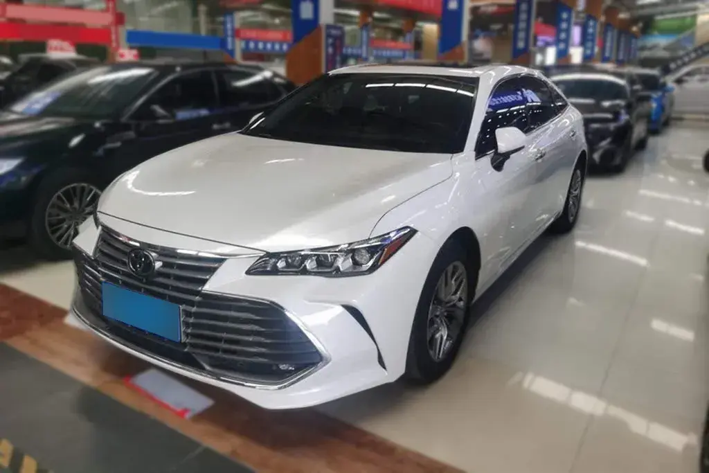 2019 Toyota Avalon 2.0L 178HP L4 CVT