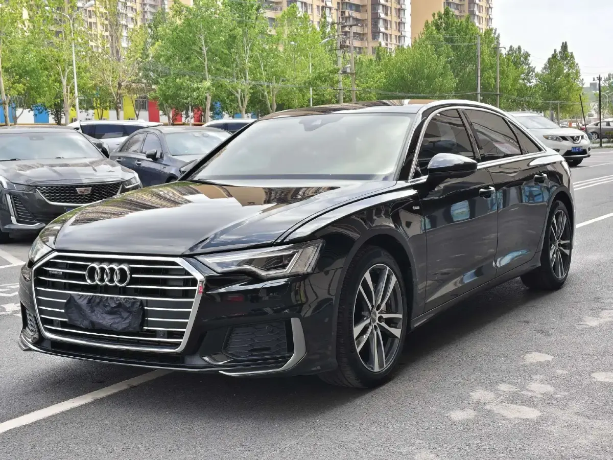 2021 Audi A6L 2.0T 190HP L4 7DCT