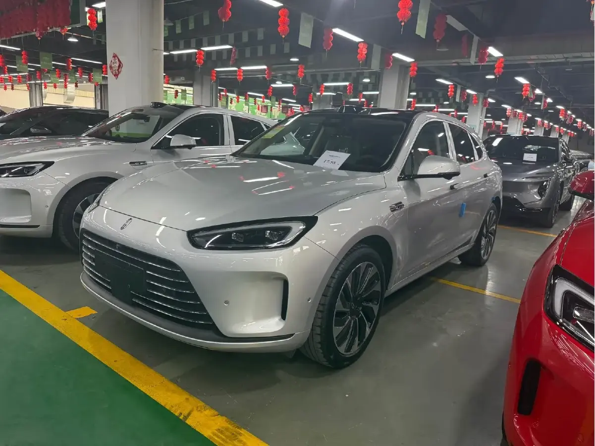 2023 HIMA AITO M5 1.5T 152HP L4 REEV 40KWH