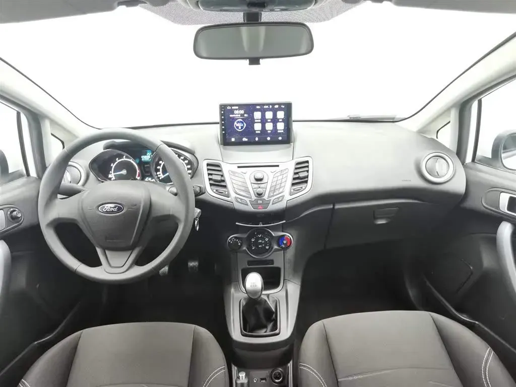 2013 Ford Fiesta 1.5L 110HP L4 5MT,autocango,china used car exporter,china ev exporter,chinese used car exporter,chinese used ev exporter