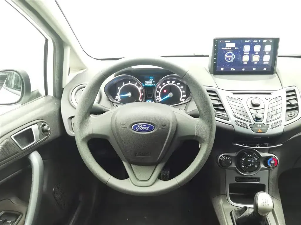 2013 Ford Fiesta 1.5L 110HP L4 5MT,autocango,china used car exporter,china ev exporter,chinese used car exporter,chinese used ev exporter