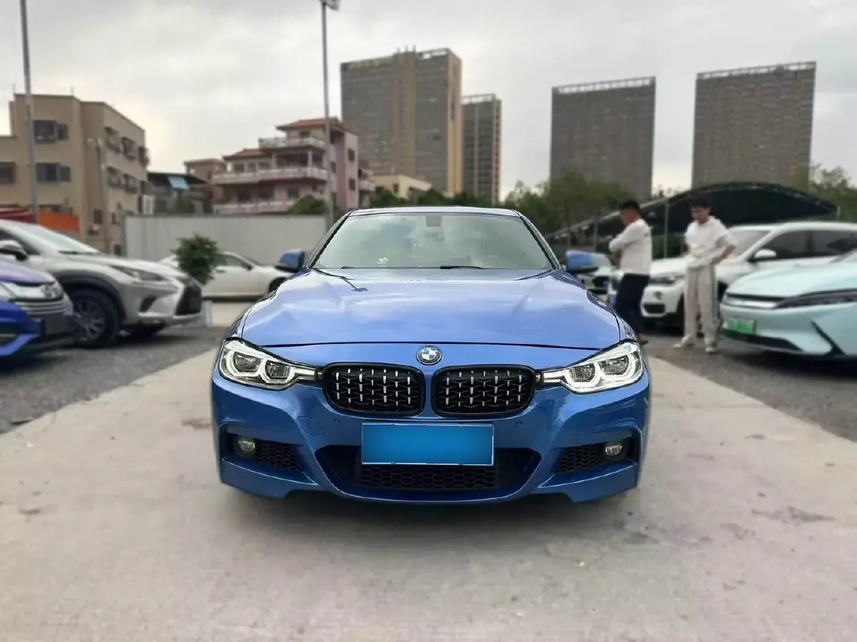 2017 BMW 3 Series 2.0T 184HP L4 8AT