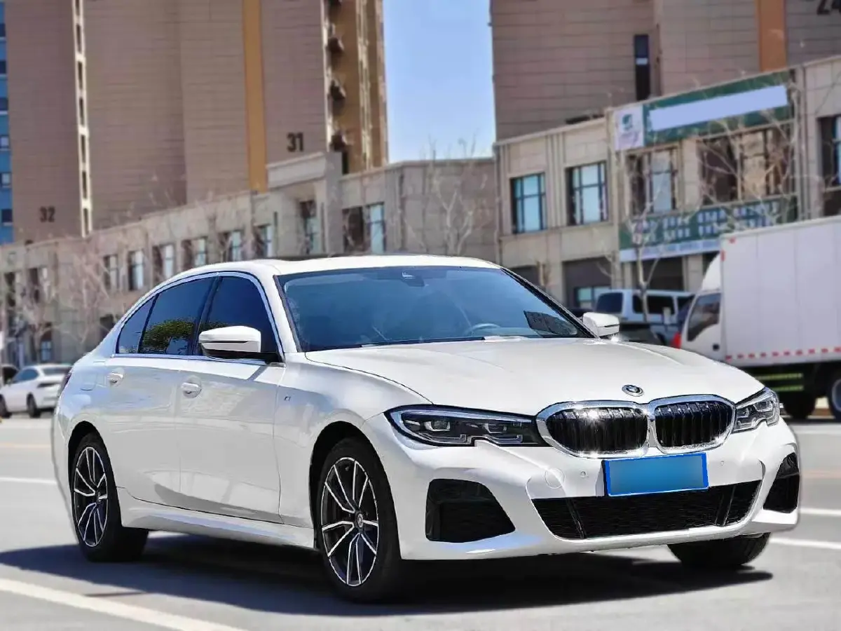 2020 BMW 3 Series 2.0T 156HP L4 8AT