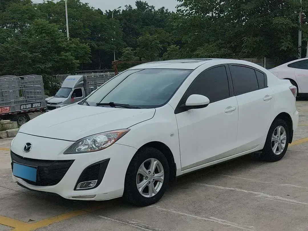 2013 Mazda 3 XingChi 1.6L 107HP L4 4AT
