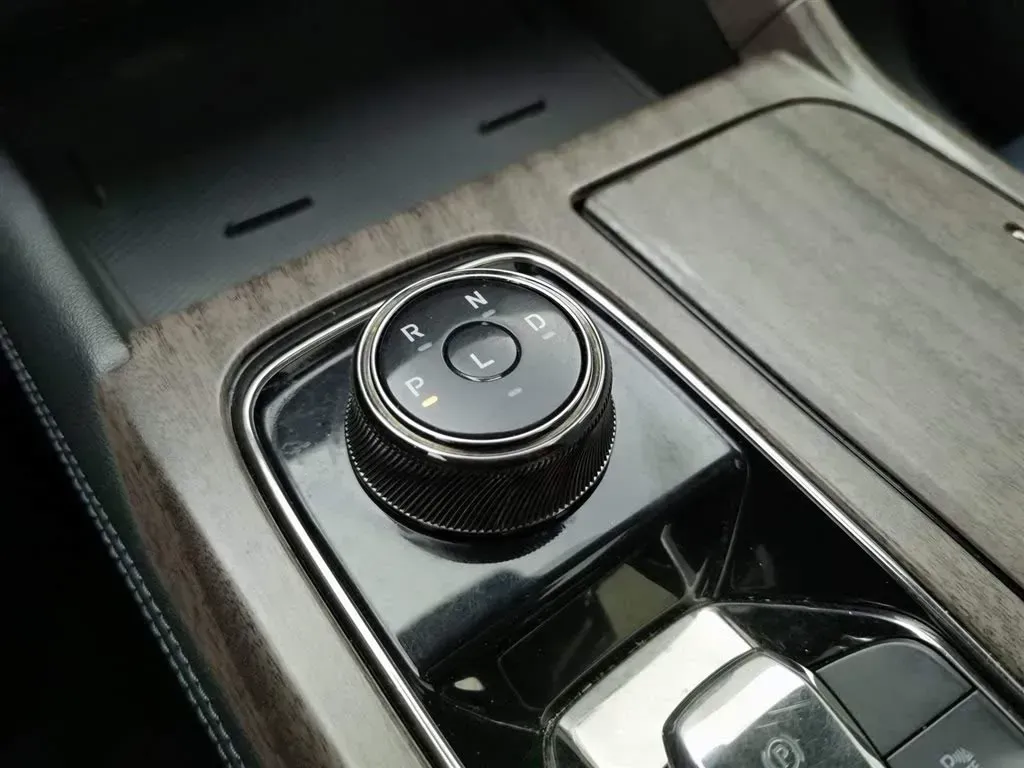 2022 Ford Equator Sport 1.5T 170HP L4 7DCT,autocango,china used car exporter,china ev exporter,chinese used car exporter,chinese used ev exporter