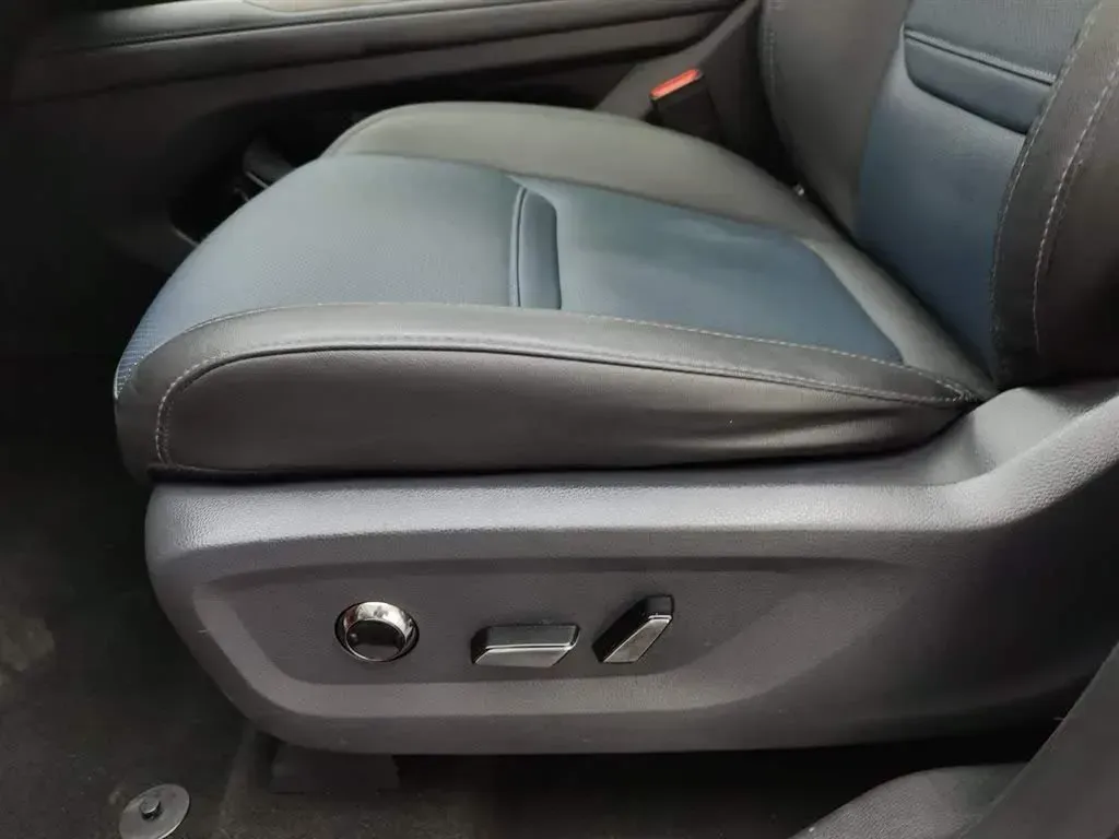 2022 Ford Equator Sport 1.5T 170HP L4 7DCT,autocango,china used car exporter,china ev exporter,chinese used car exporter,chinese used ev exporter