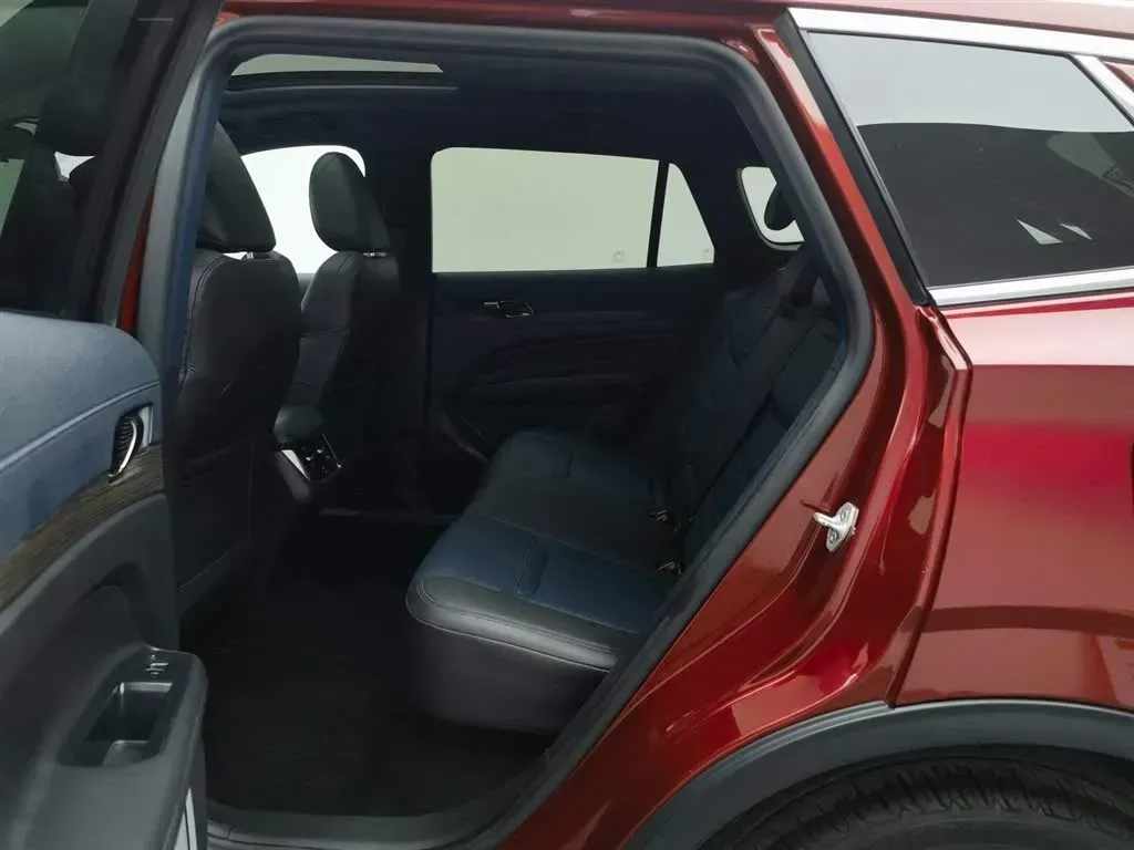 2022 Ford Equator Sport 1.5T 170HP L4 7DCT,autocango,china used car exporter,china ev exporter,chinese used car exporter,chinese used ev exporter