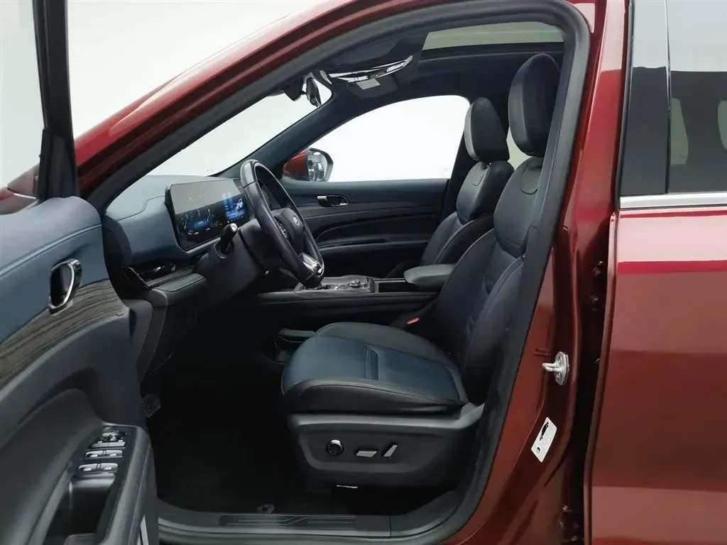 2022 Ford Equator Sport 1.5T 170HP L4 7DCT,autocango,china used car exporter,china ev exporter,chinese used car exporter,chinese used ev exporter