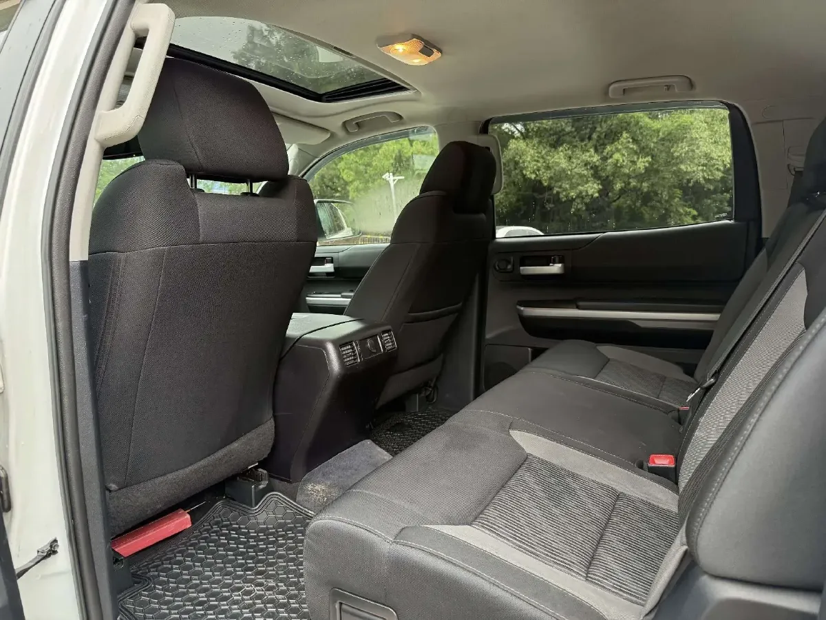 2014 Toyota Tundra 5.7L 386HP V8 6AT,autocango,china used car exporter,china ev exporter,chinese used car exporter,chinese used ev exporter