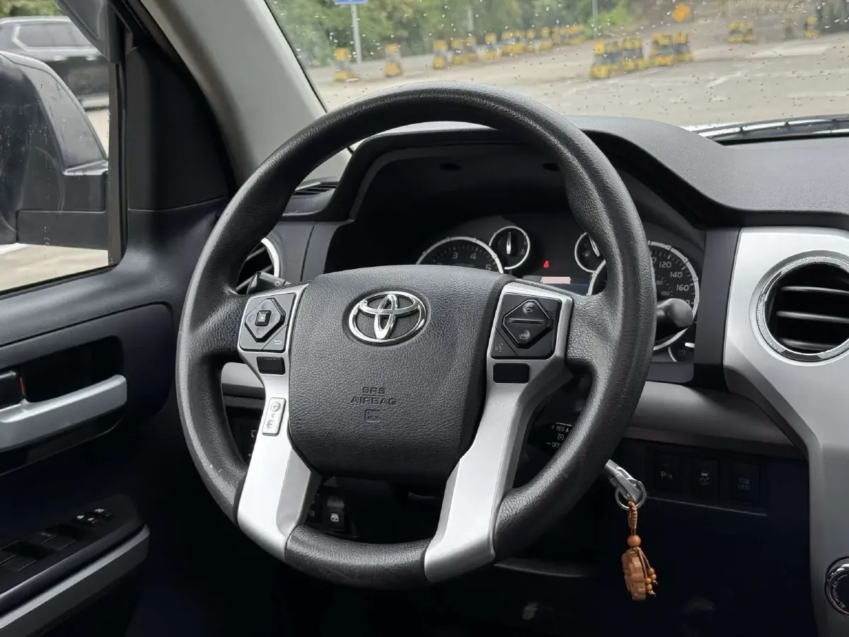 2014 Toyota Tundra 5.7L 386HP V8 6AT,autocango,china used car exporter,china ev exporter,chinese used car exporter,chinese used ev exporter
