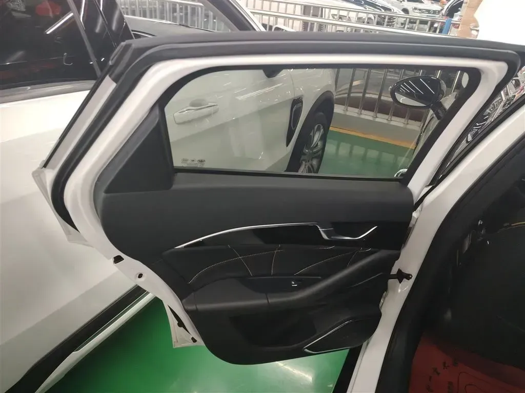 2022 Bestune B70S 1.5T 169HP L4 7DCT,autocango,china used car exporter,china ev exporter,chinese used car exporter,chinese used ev exporter