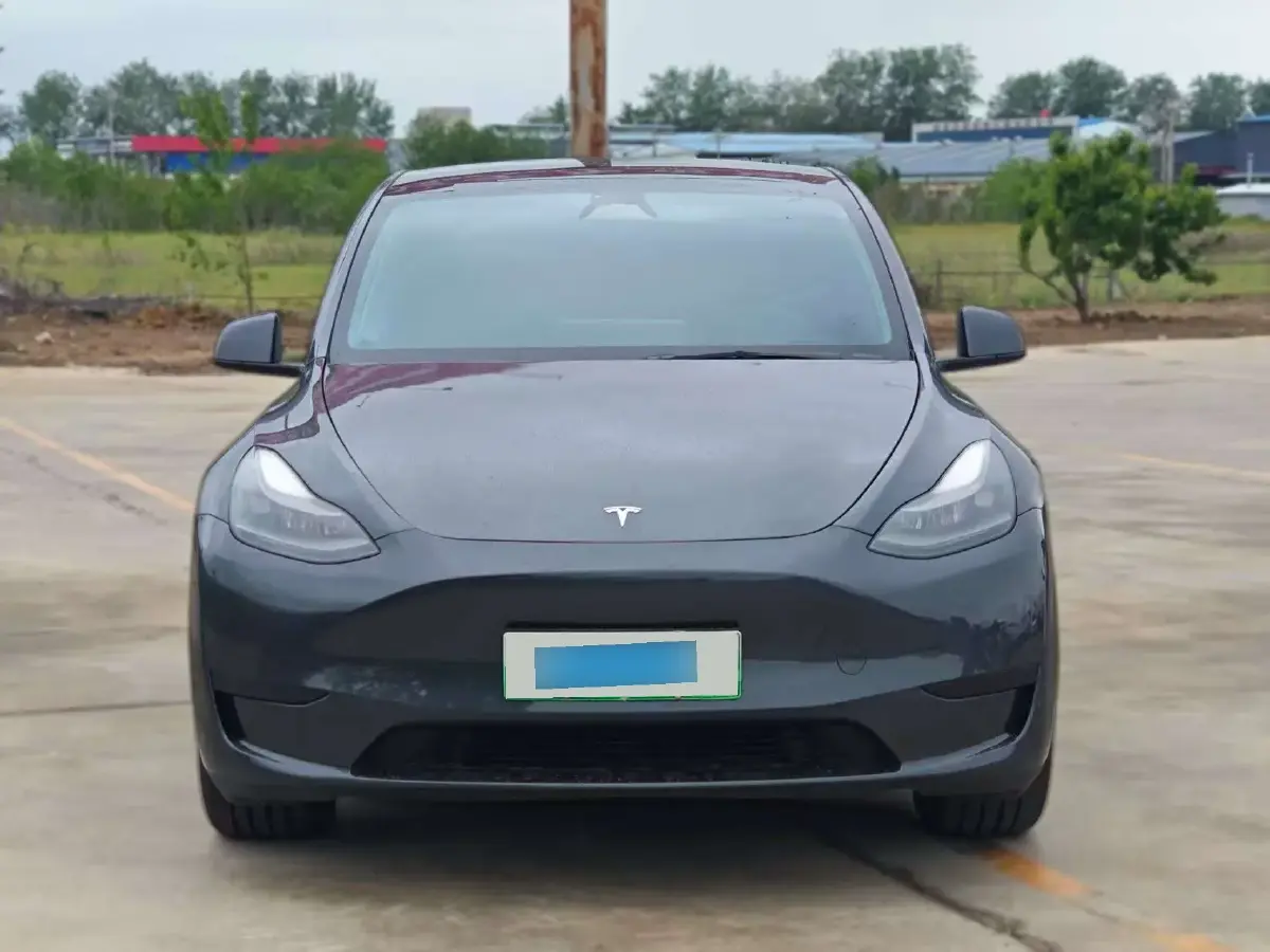 2023 Tesla Model Y BEV 60KWH