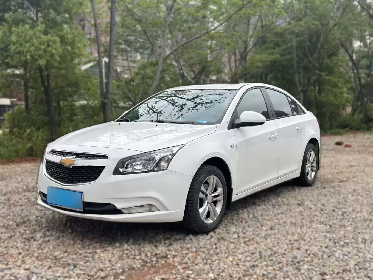 2015 Chevrolet Cruze 1.5L 113HP L4 6AT