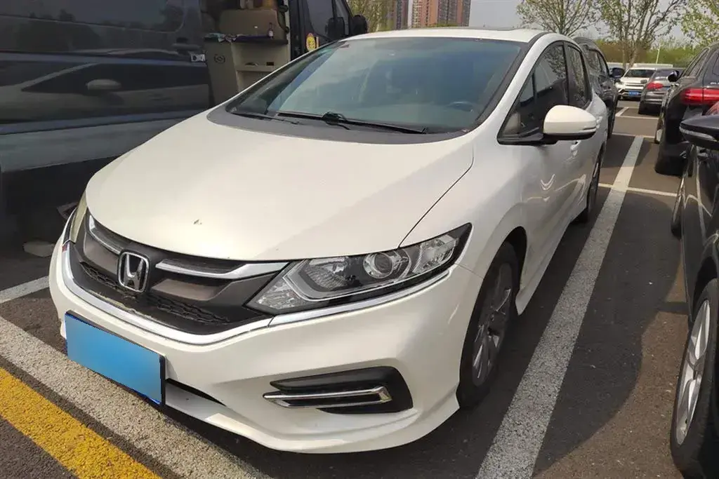 2017 Honda Jade 1.8L 141HP L4 5AT