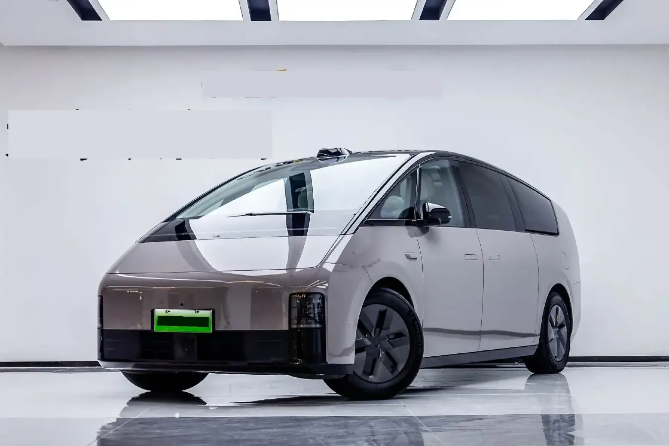 2024 Li MEGA BEV 102.7KWH