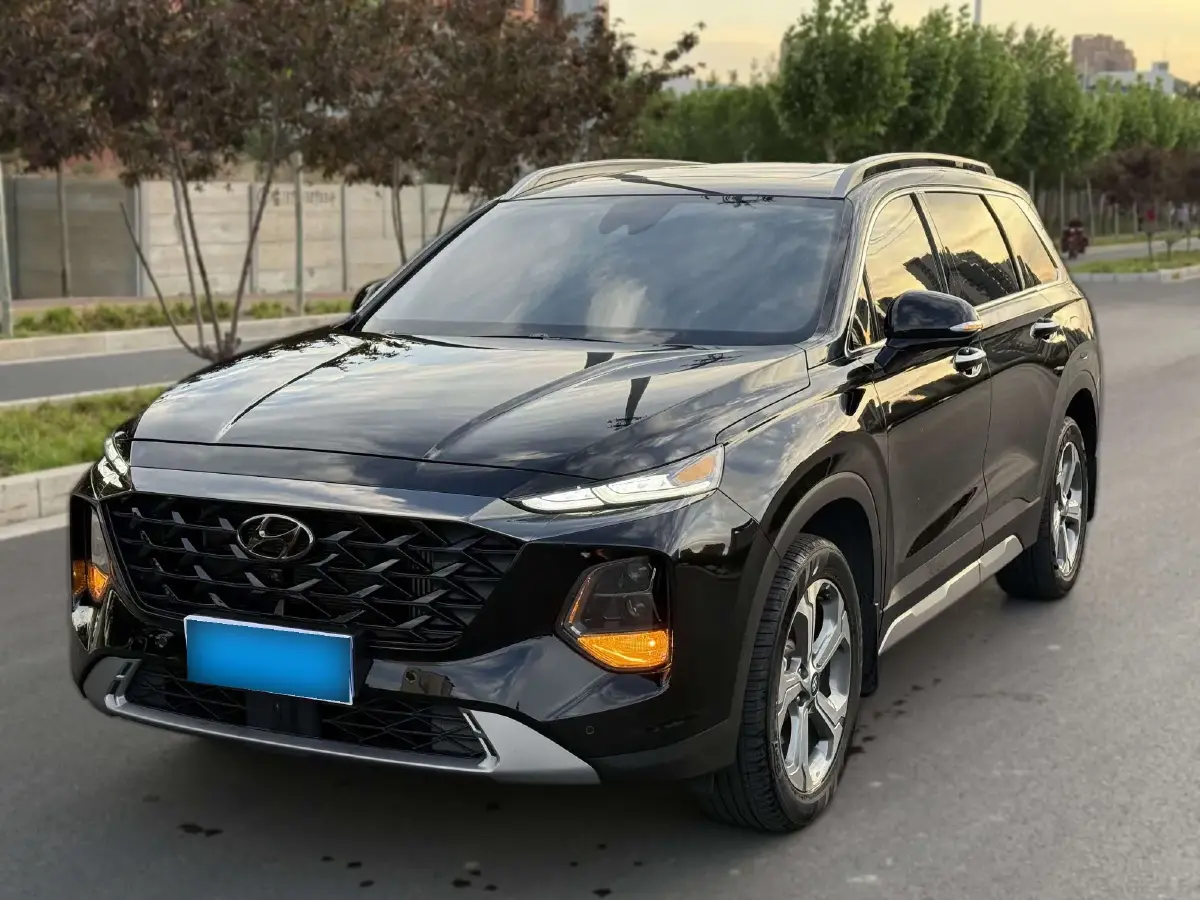 2023 Hyundai Santafe 2.0T 230HP L4 8AT