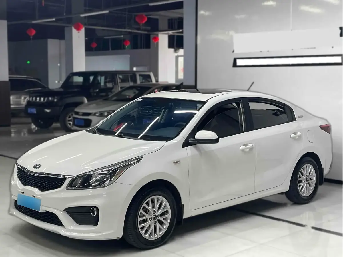 2017 Kia K2 1.4L 100HP L4 6MT