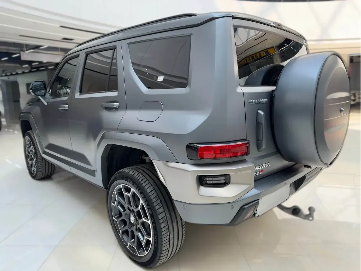 2024 Tank 700 3.0T 360HP V6 9AT PHEV 37.1KWH,autocango,china used car exporter,china ev exporter,chinese used car exporter,chinese used ev exporter