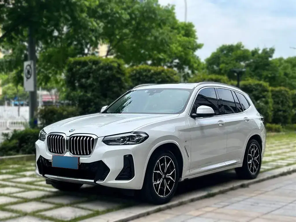 2022 BMW X3 2.0T 184HP L4 8AT