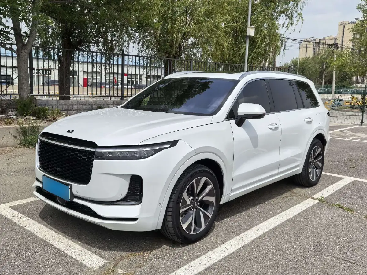 2021 Li ONE Range Extended 131HP REEV 40.5KWH