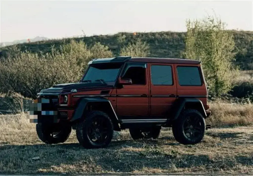 2016 Mercedes-Benz G Class 4.0T 421HP V8 7AT