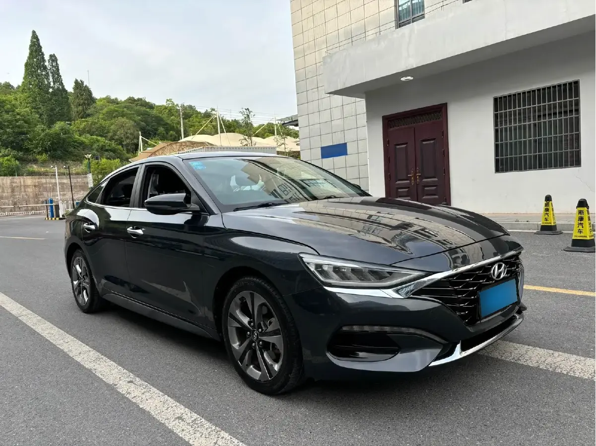 2019 Hyundai La Festa 1.6T 204HP L4 7DCT