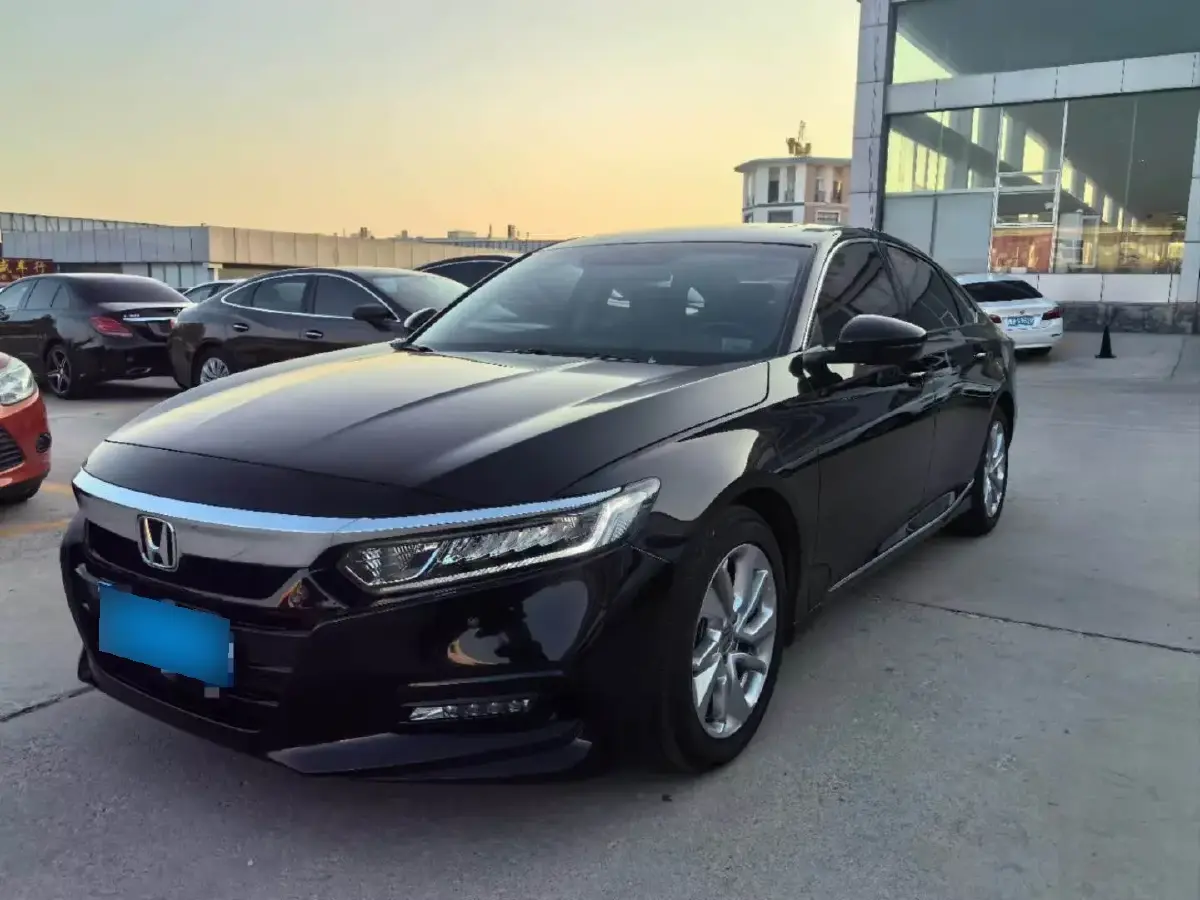 2021 Honda Accord 1.5T 194HP L4 CVT