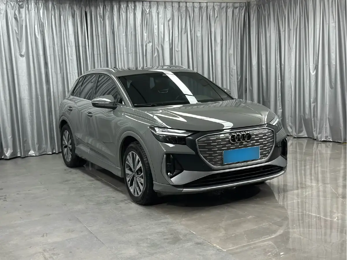 2022 Audi Q4 e-tron BEV 84.8KWH