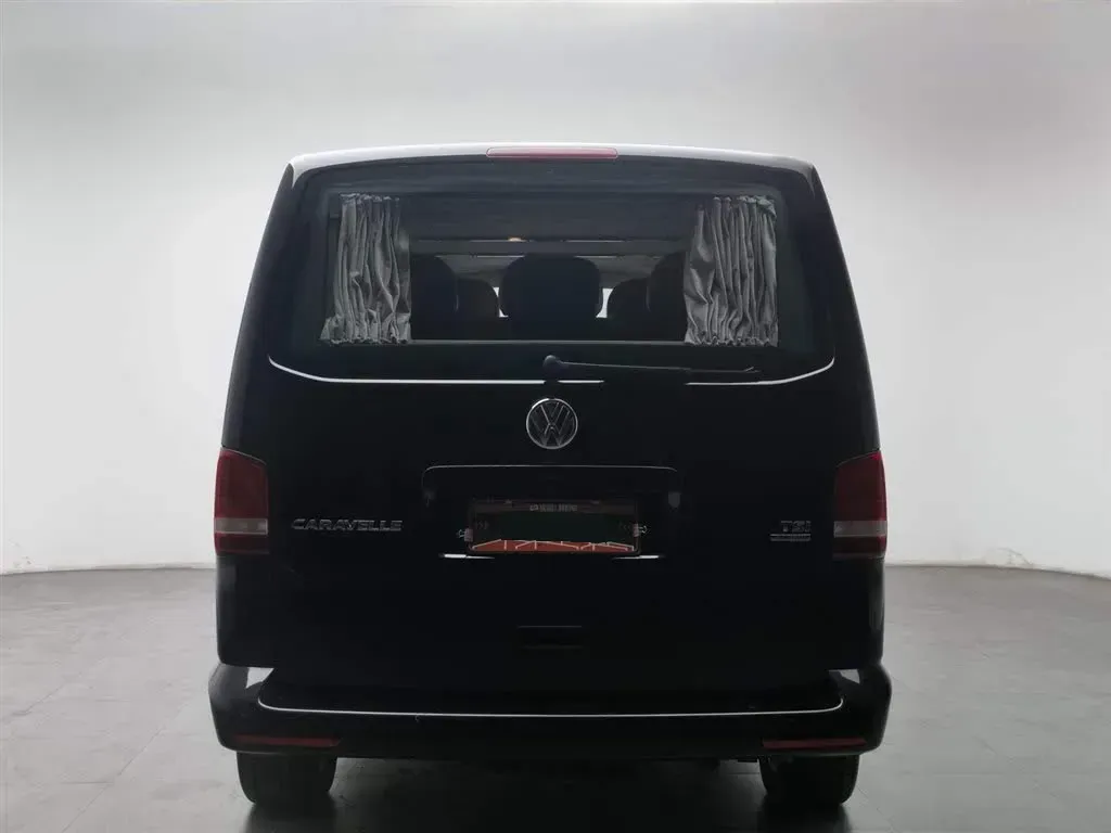 2014 Volkswagen Caravelle 2.0T 204HP L4 7DCT,autocango,china used car exporter,china ev exporter,chinese used car exporter,chinese used ev exporter