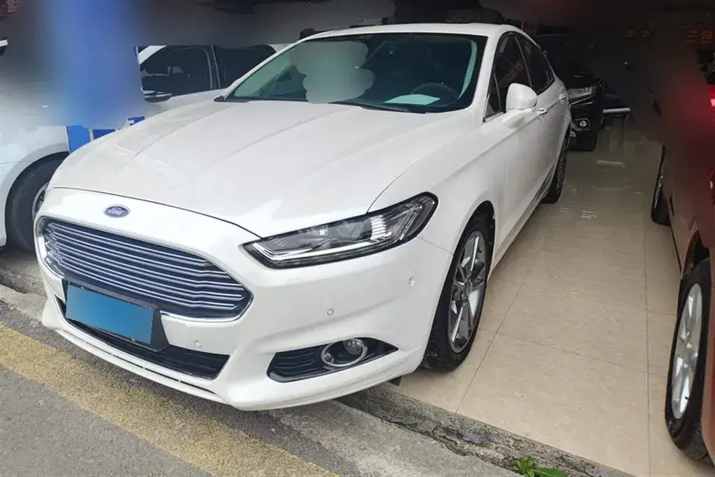 2013 Ford Mondeo 2.0T 242HP L4 6AT