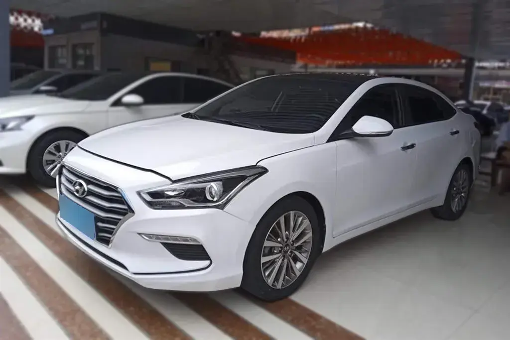 2017 Hyundai Mistra 1.8L 143HP L4 6AT