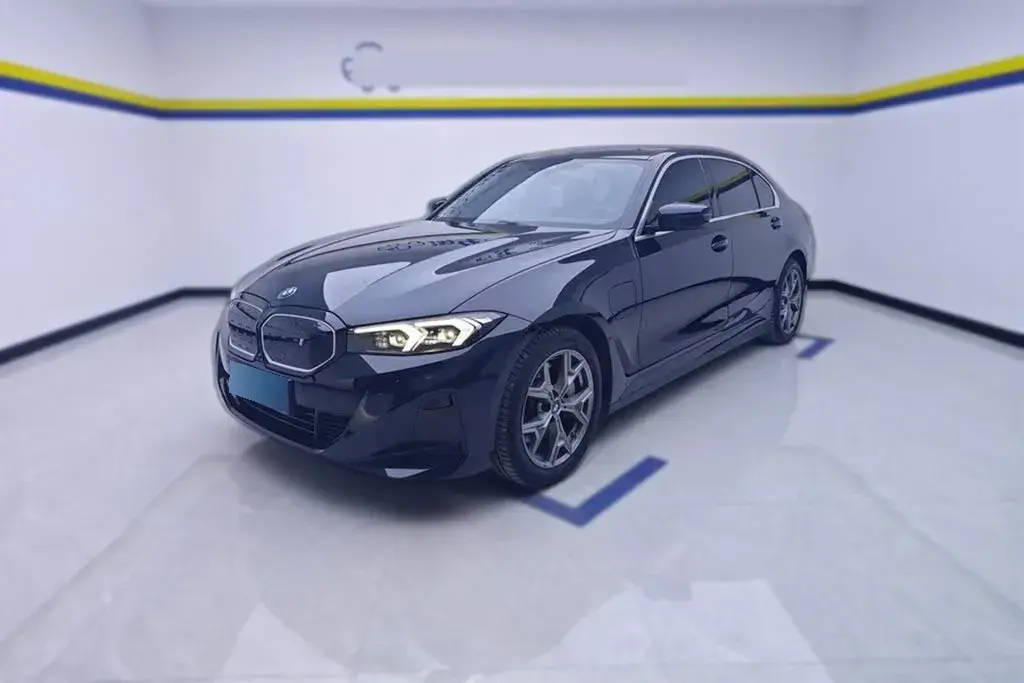 2024 BMW i3 BEV 70KWH 2024 BMW i3 BEV 70KWH