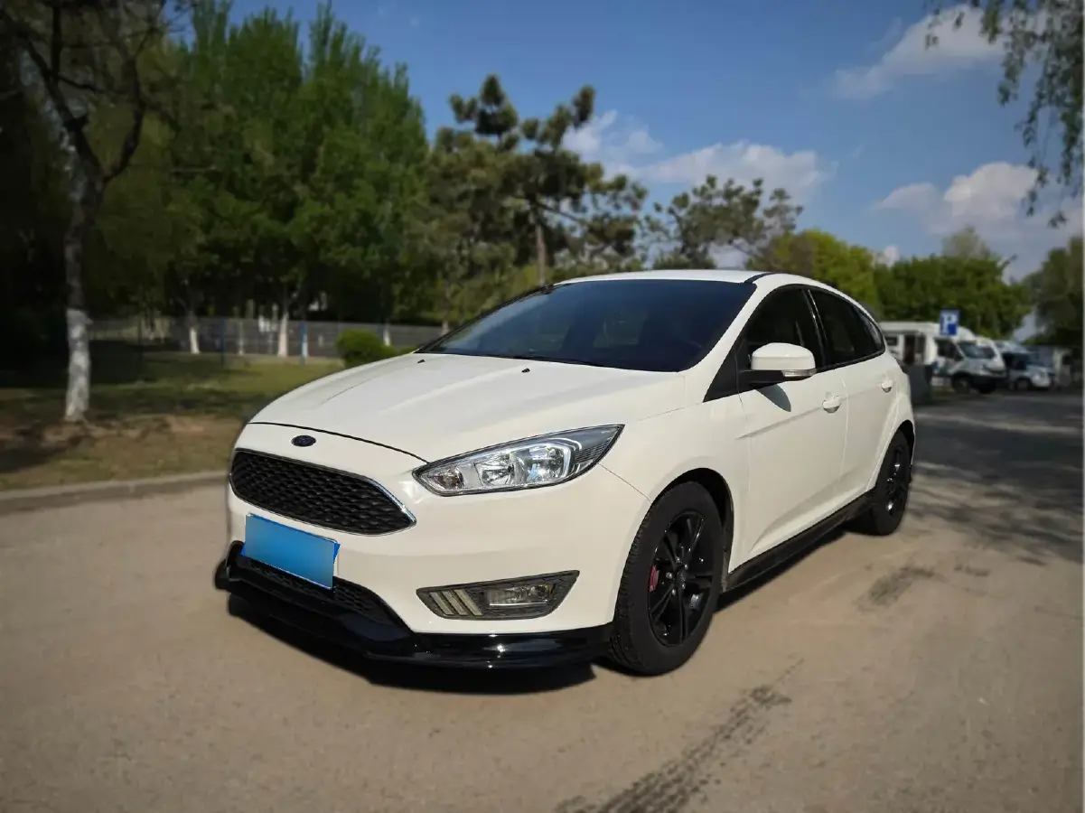 2018 Ford Focus 1.6L 125HP L4 6DCT