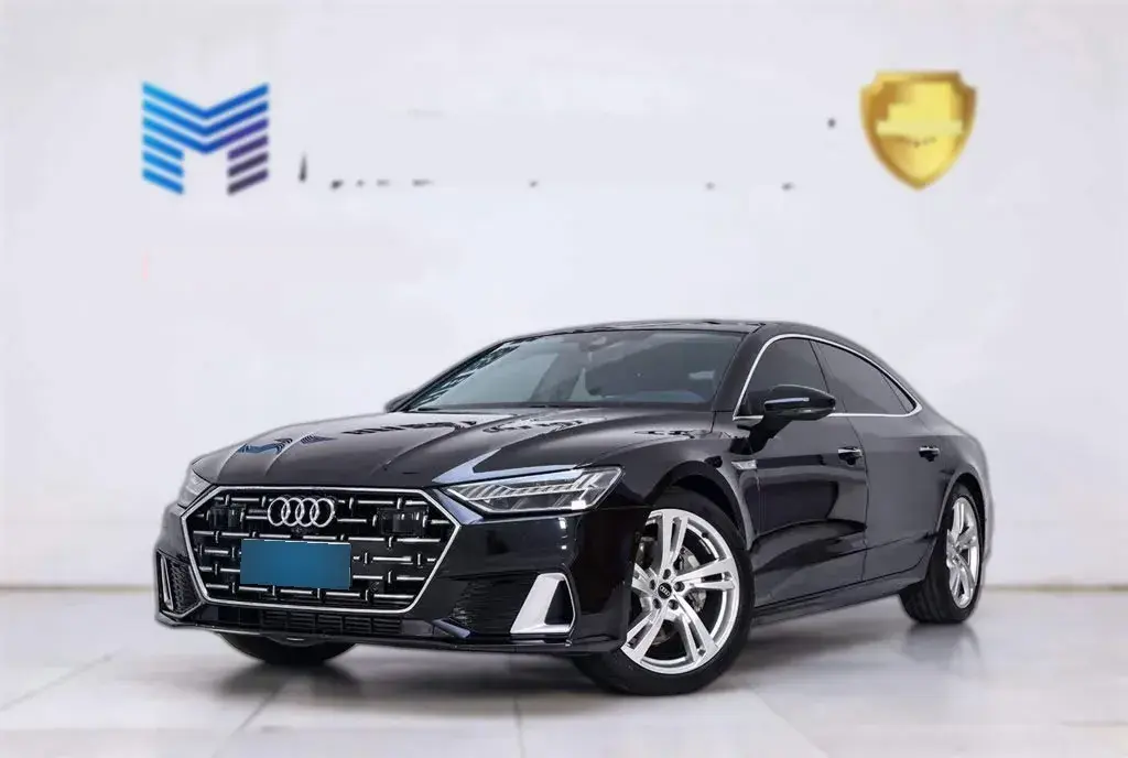 2024 Audi A7L 2.0T 245HP L4 7DCT