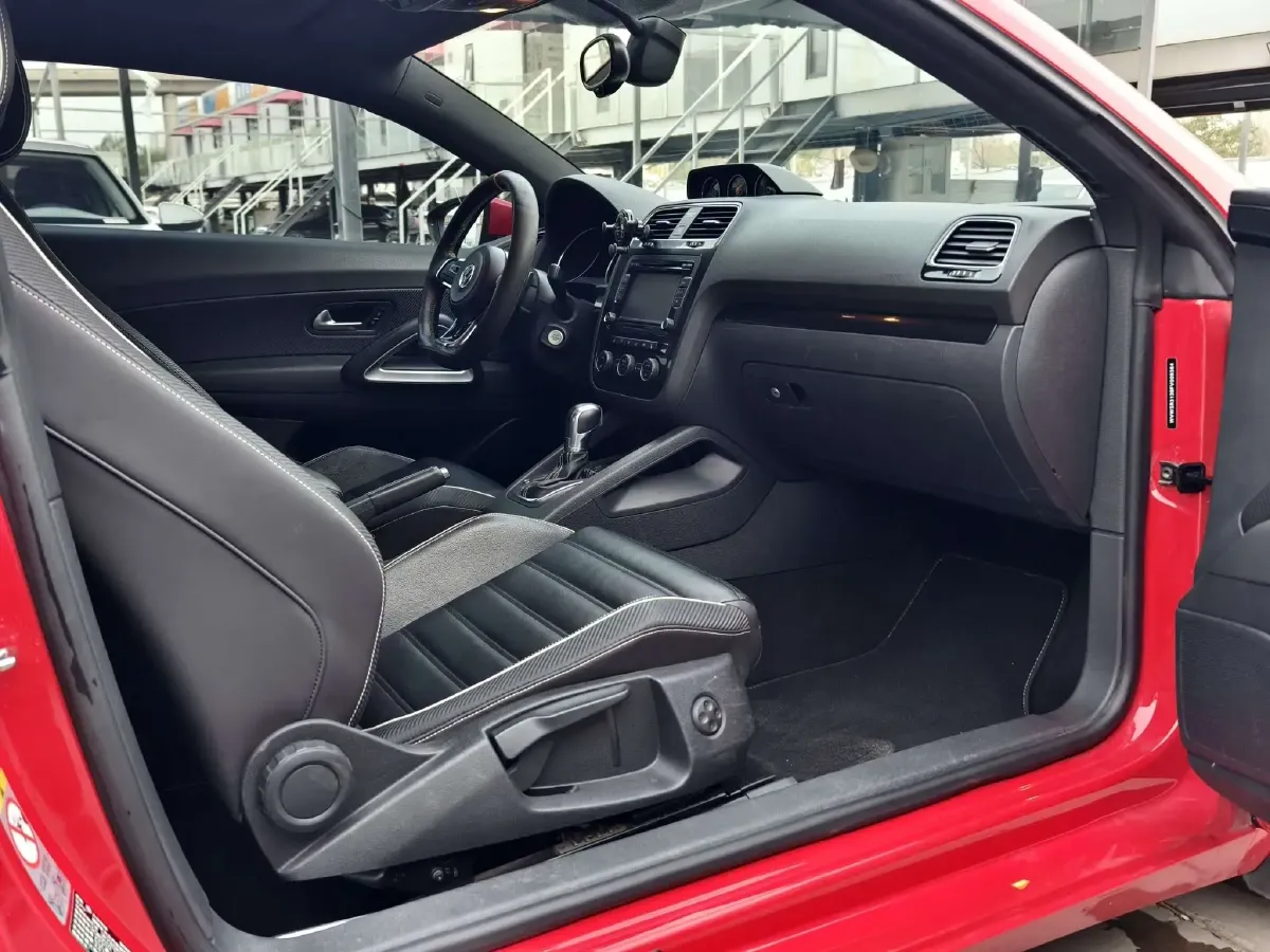 2015 Volkswagen Scirocco 2.0T 211HP L4 6DCT,autocango,china used car exporter,china ev exporter,chinese used car exporter,chinese used ev exporter