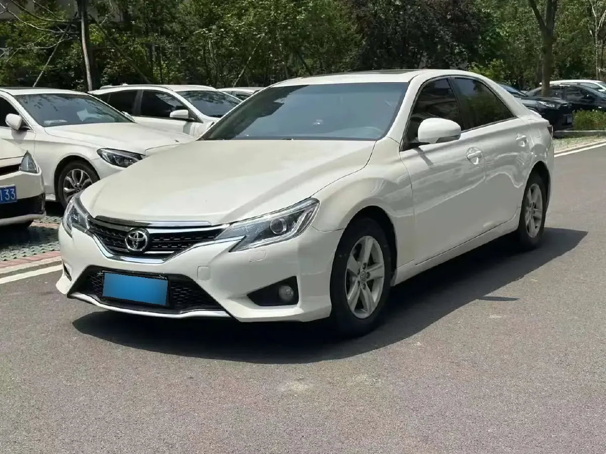 2013 Toyota Reiz 2.5L 193HP V6 6AT