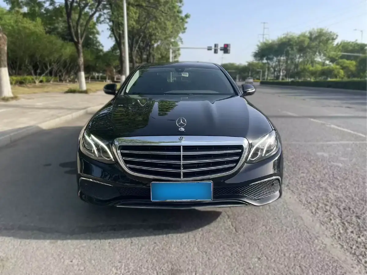 2018 Mercedes-Benz E Class 2.0T 184HP L4 9AT