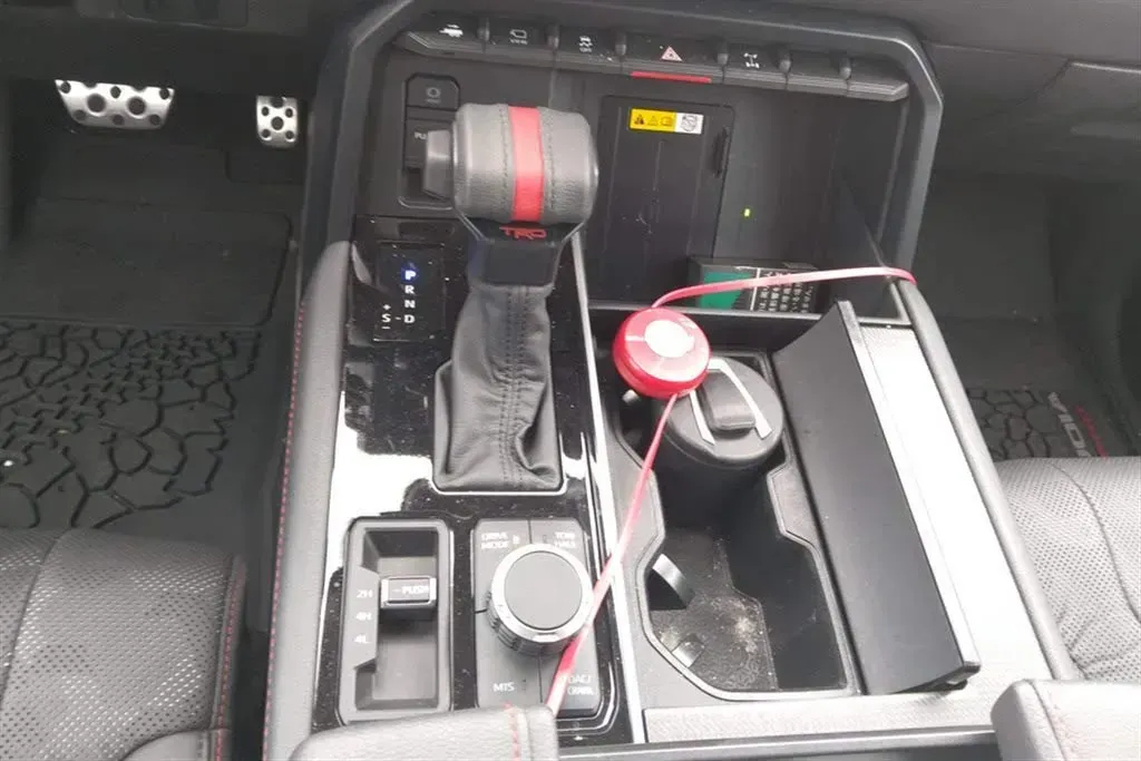 2023 Toyota Mirai,autocango,china used car exporter,china ev exporter,chinese used car exporter,chinese used ev exporter