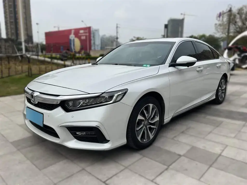 2019 Honda Inspire 1.5T 194HP L4 CVT