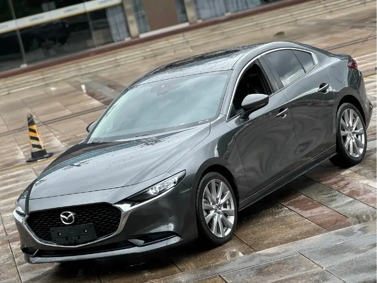 2020 Mazda 3 Axela 2.0L 158HP L4 6AT