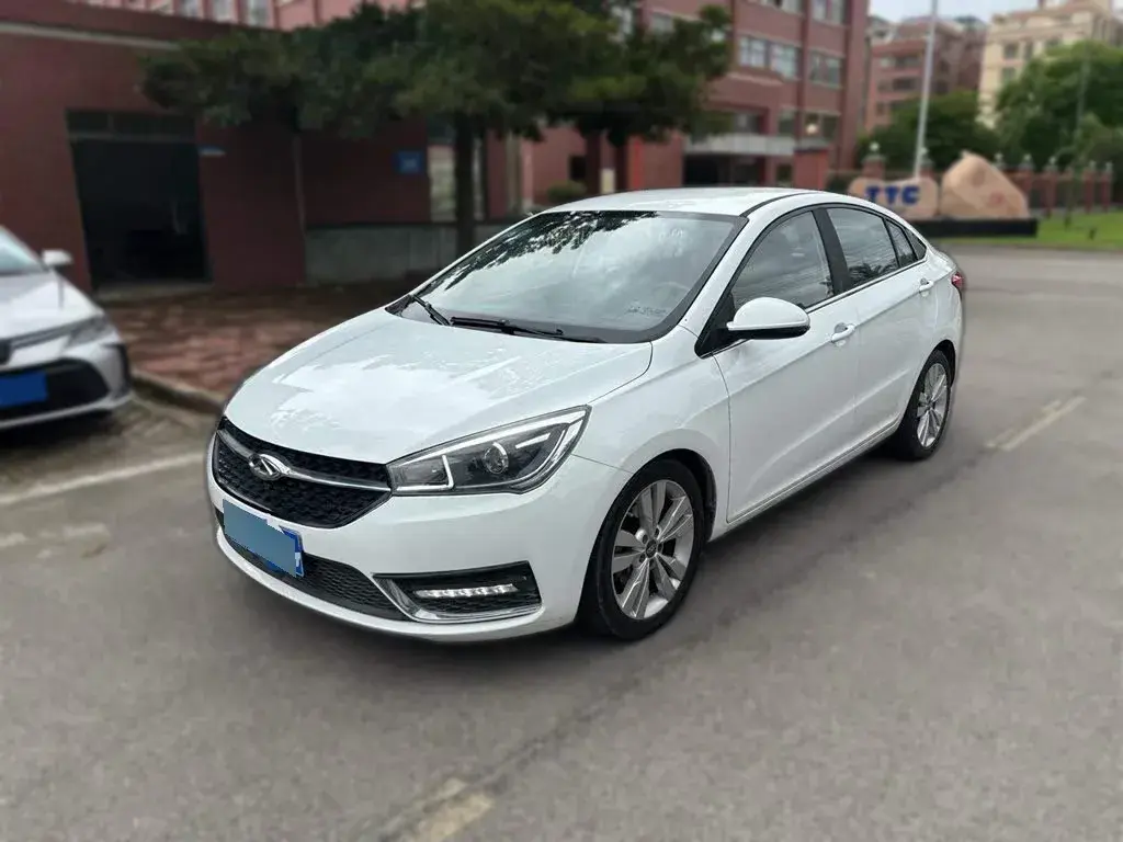 2016 Chery Arrizo 5 1.5L 116HP L4 CVT