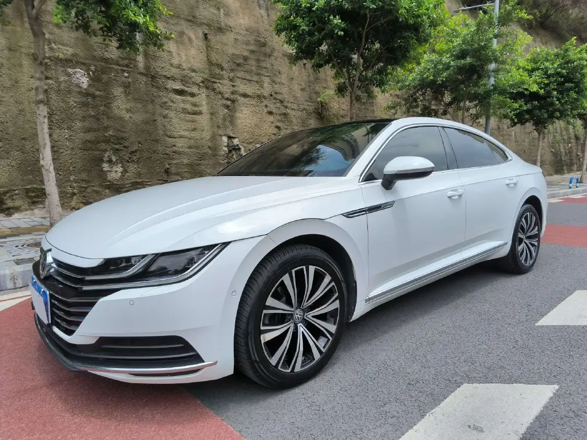 2019 Volkswagen CC 2.0T 220HP L4 7DCT