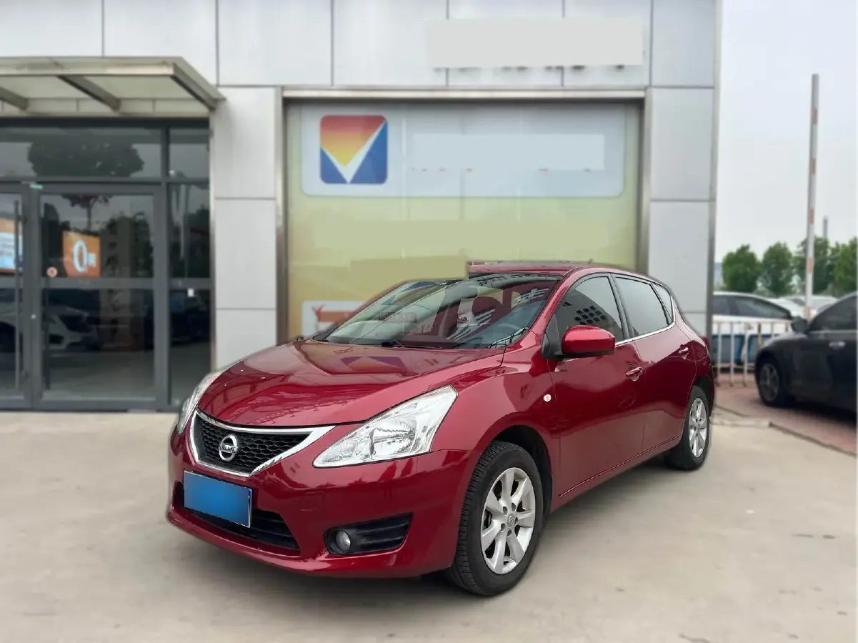 2014 Nissan Tiida 1.6L 126HP L4 CVT
