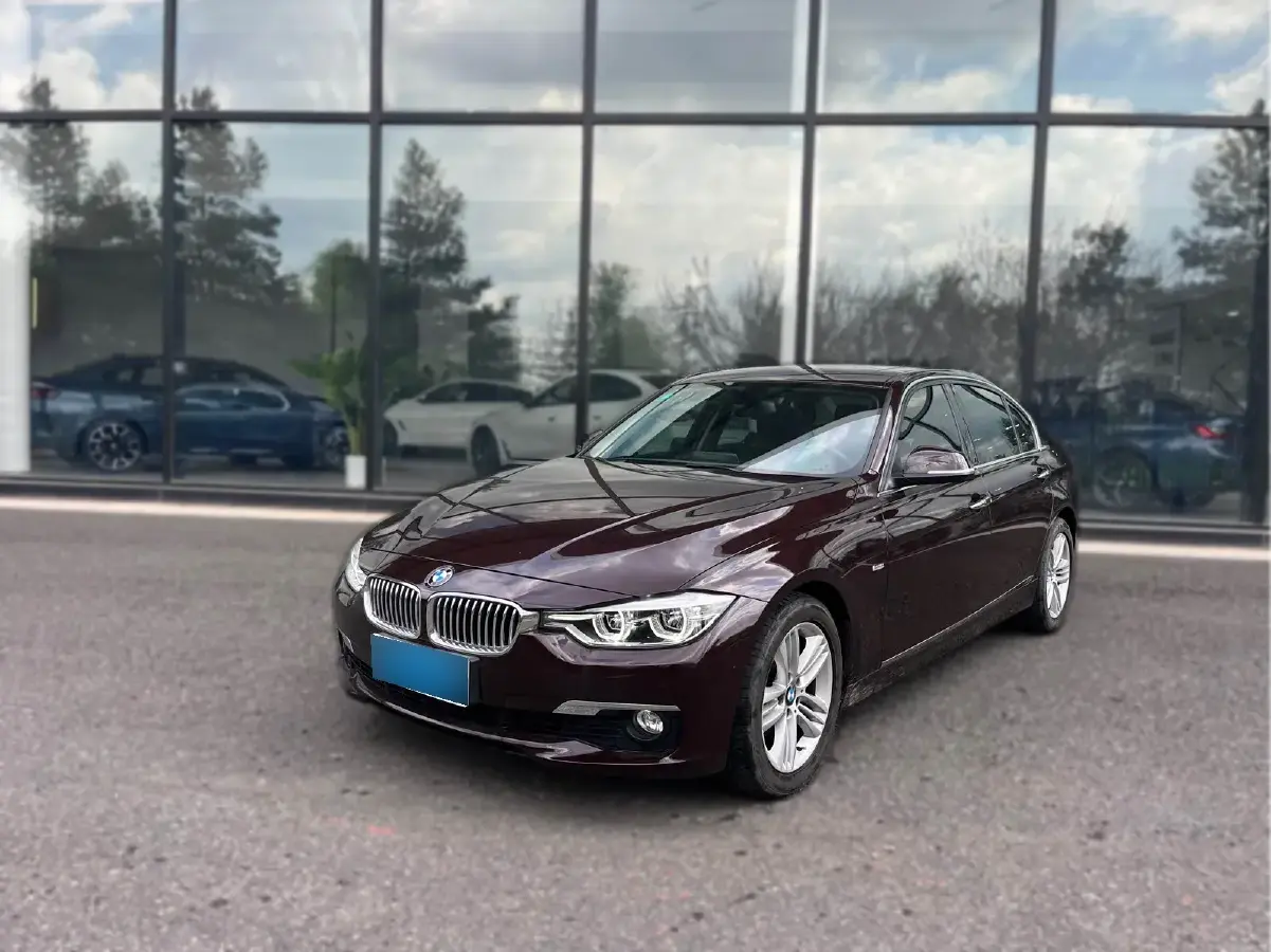 2017 BMW 3 Series 2.0T 184HP L4 8AT